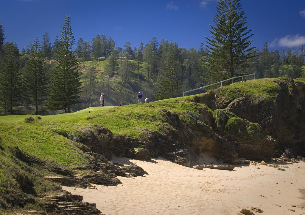 Poinciana Cottages Burnt Pine Εξωτερικό φωτογραφία